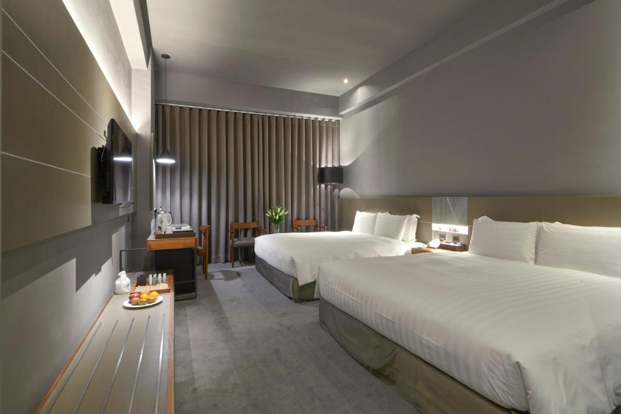 Orient Luxury Hotel Kota Chiayi Bagian luar foto